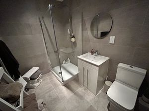 Photo 22- click for photo gallery